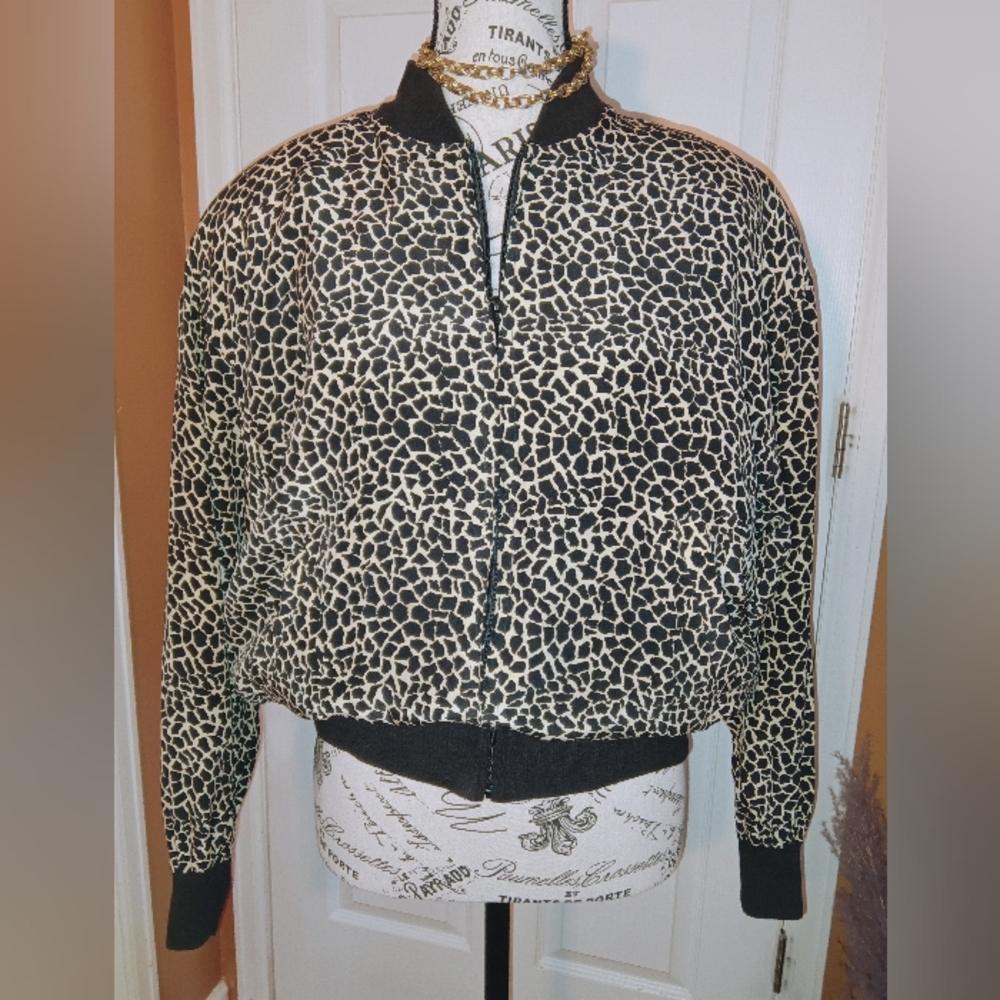 S.L.B 100% Silk Cheetah Patterned Bomber Jacket Medium
